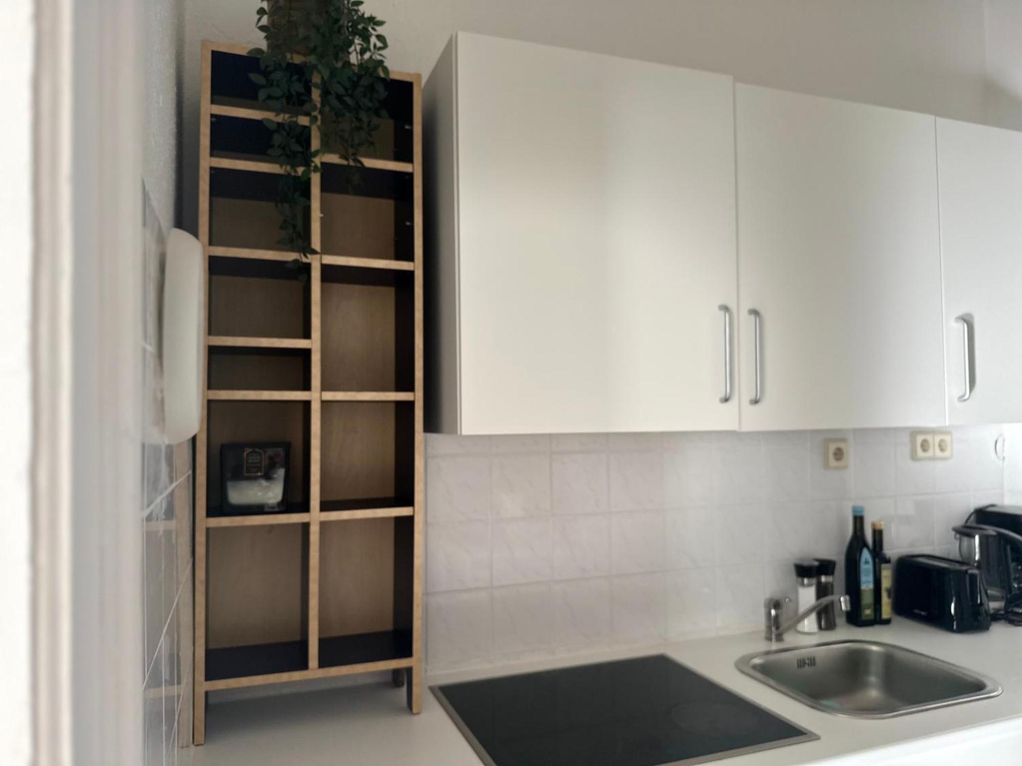Spacious Apartment, 3 Min To U1 Reumannplatz Bécs Kültér fotó