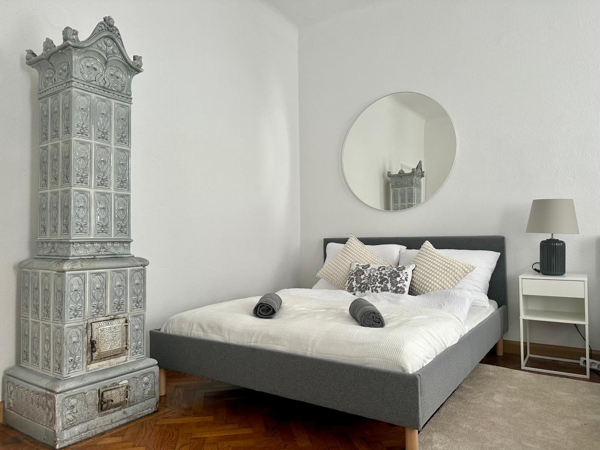 Spacious Apartment, 3 Min To U1 Reumannplatz Bécs Kültér fotó
