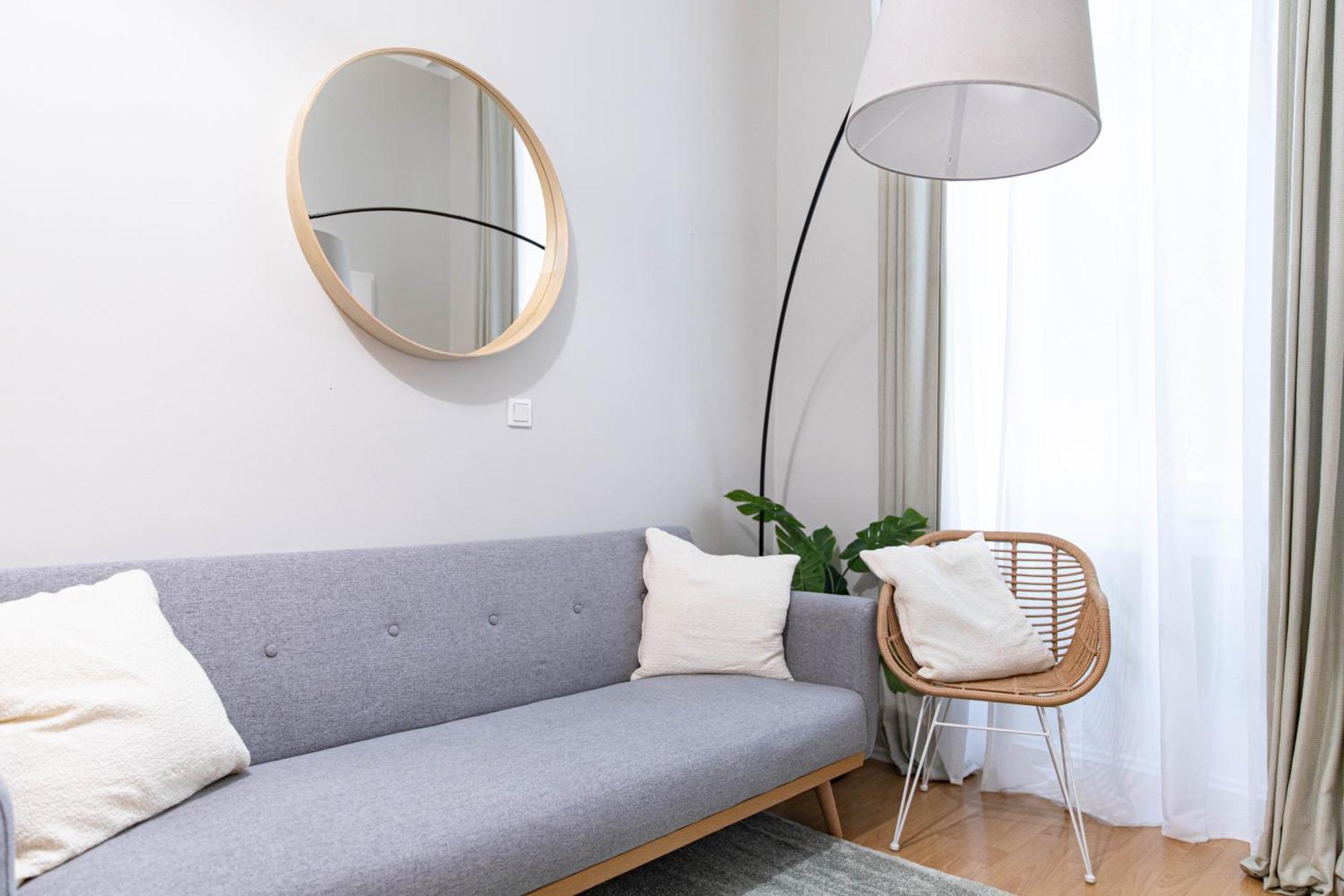 Spacious Apartment, 3 Min To U1 Reumannplatz Bécs Kültér fotó