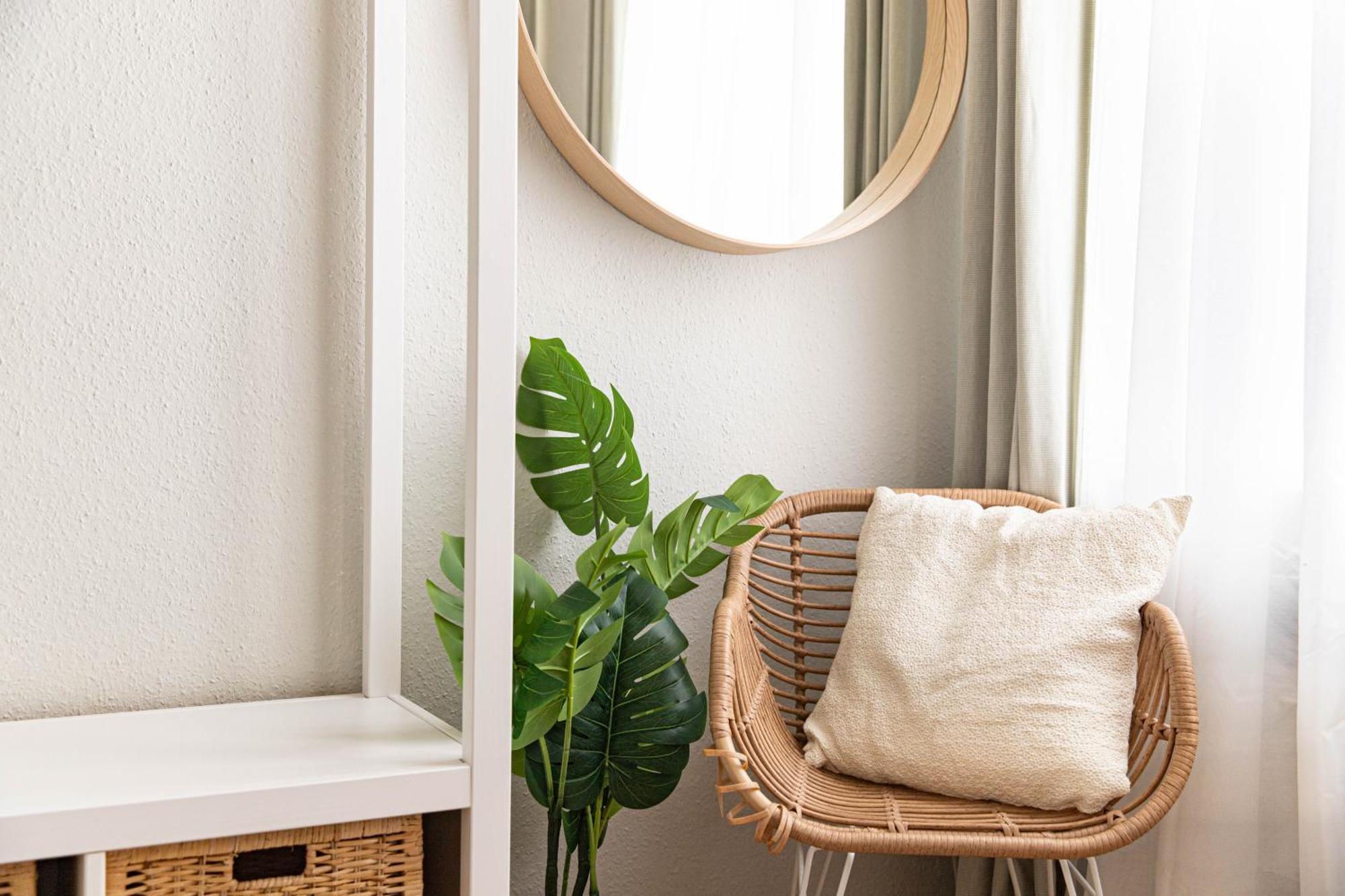 Spacious Apartment, 3 Min To U1 Reumannplatz Bécs Kültér fotó